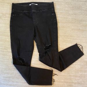 Black Distressed Skinny Jeans